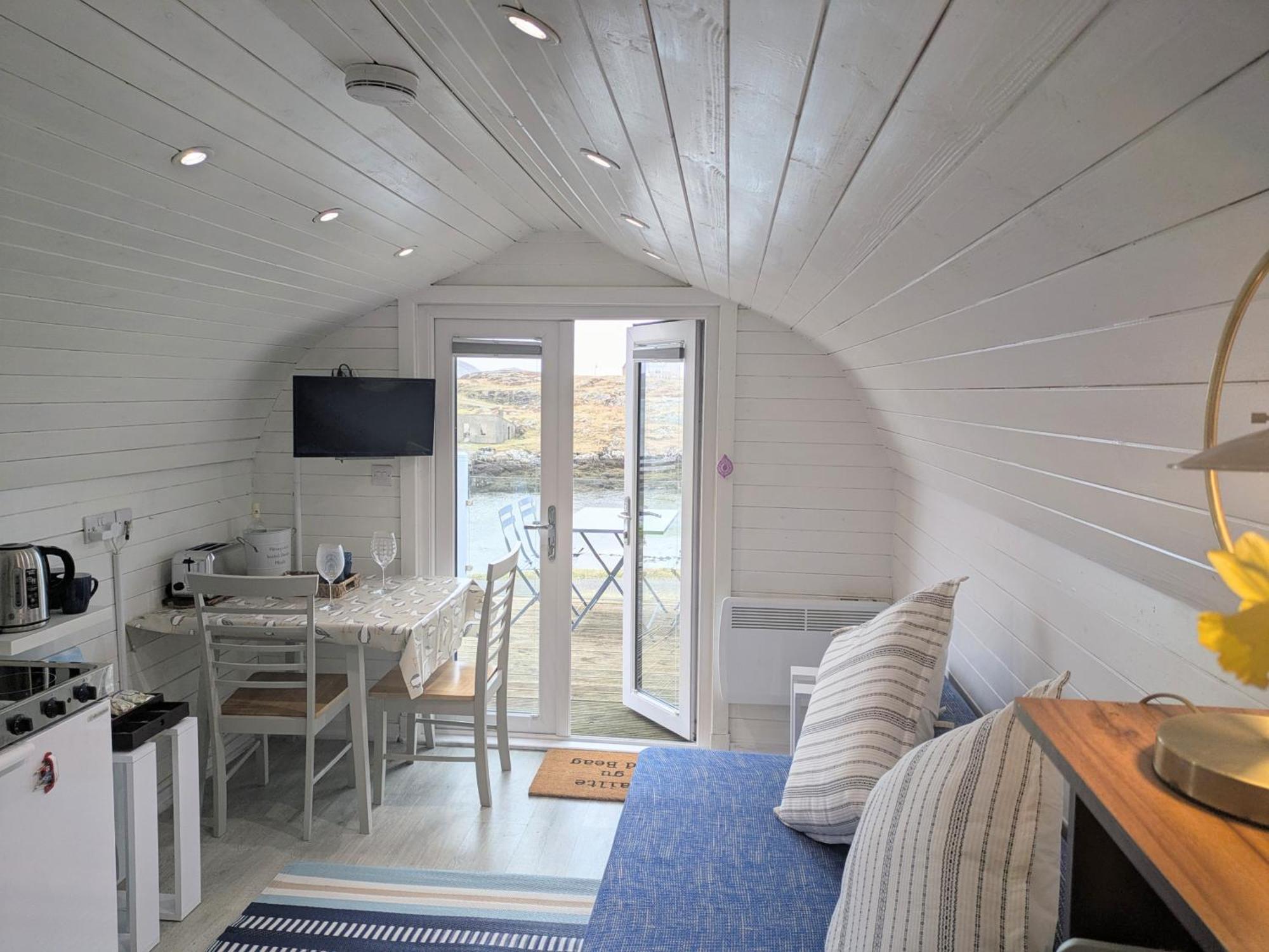 Вилла Glamping Pod For 2 Pod Beag Na Haun Eriskay Экстерьер фото